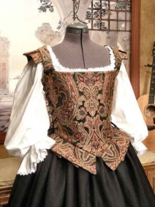 Renaissance Dress Elizabethan Middle or Merchant Class Gown Costume Clothing