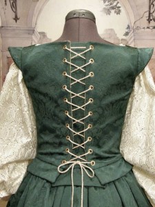 Renaissance Elizabethan Court Nobility Gown Dress 