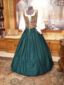 Renaissance Wench Bodice Corset Skirt Gown Dress Medieval Maiden Costume