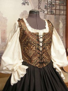 Renaissance Wench Bodice Corset Skirt Dress Gown Clothing Costume