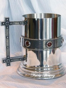 Cabochon Trudrik Tankard